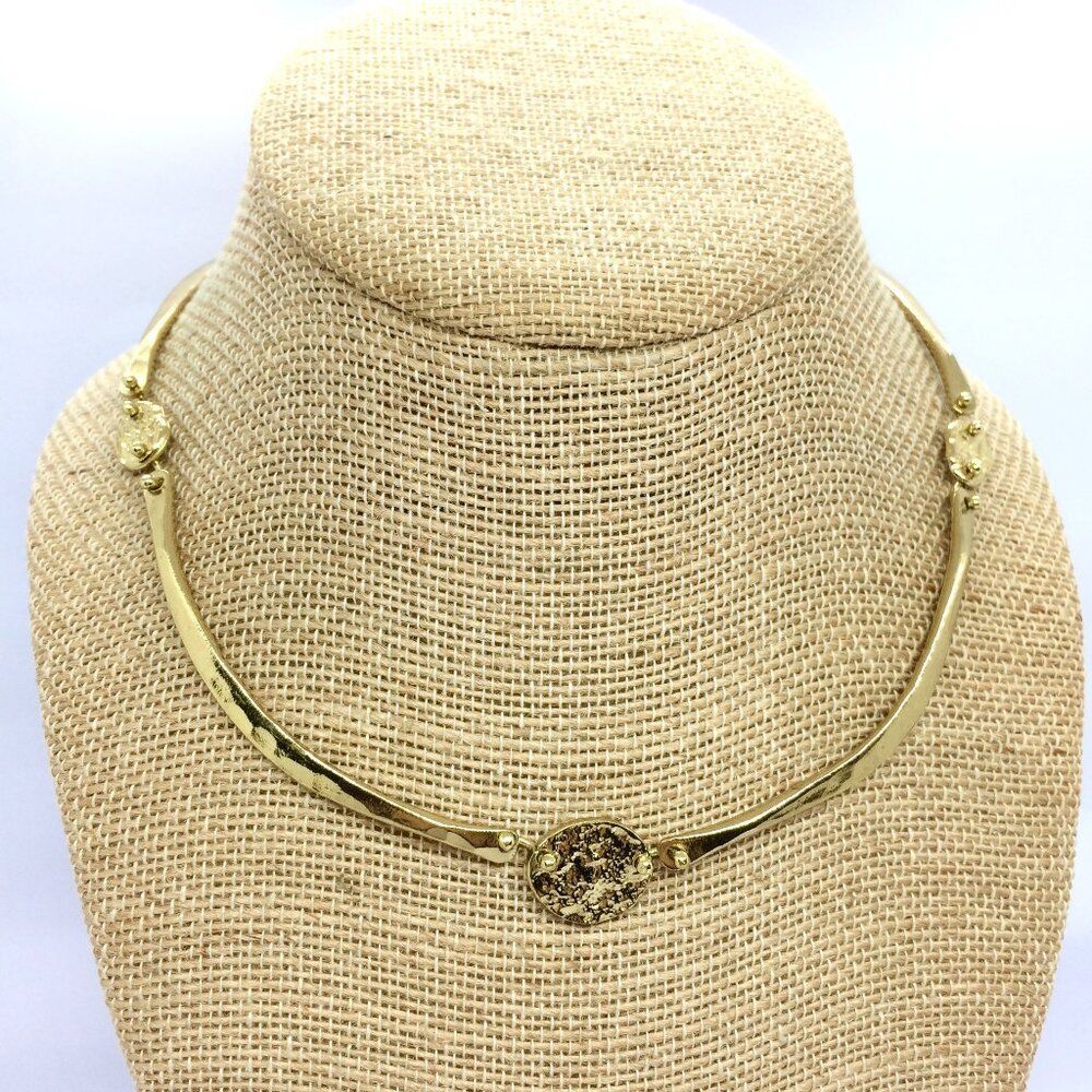 VINTAGE ANNE DICK Gold Collar Necklace Hammered Disc Modernist Torque Minimalist